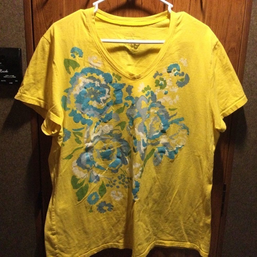 Just My Size Women’s S/S Tee Size 2X Graphic Print